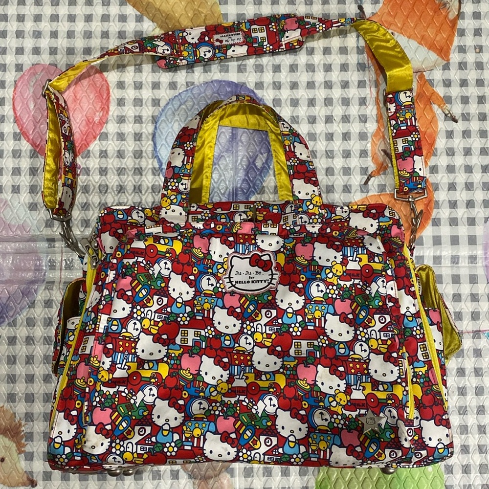 Hello Kitty Ju-Ju-Be Diaper Bag